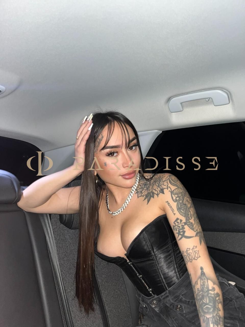 Escorts VIP Paradisse - Paloma Mami